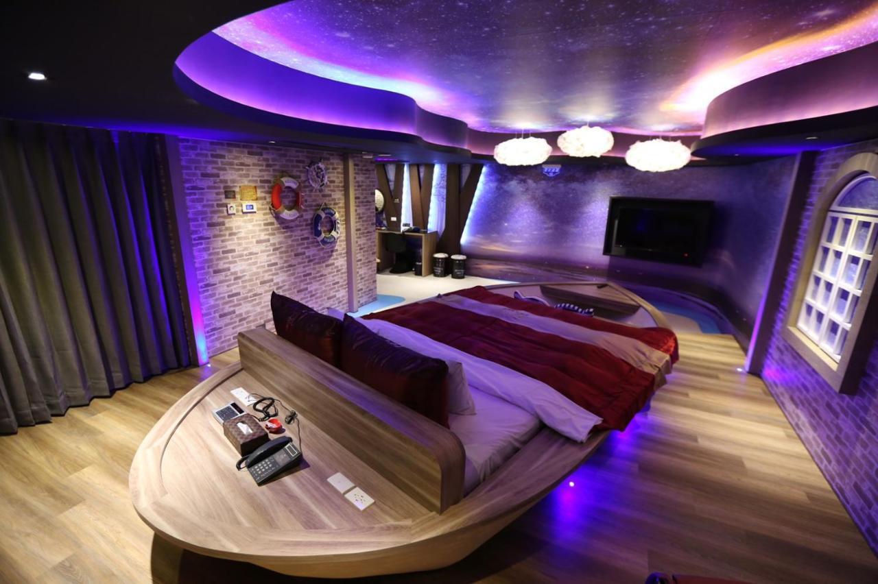 Yosemite Motel - Taiyuan Branch Taichung Exterior photo