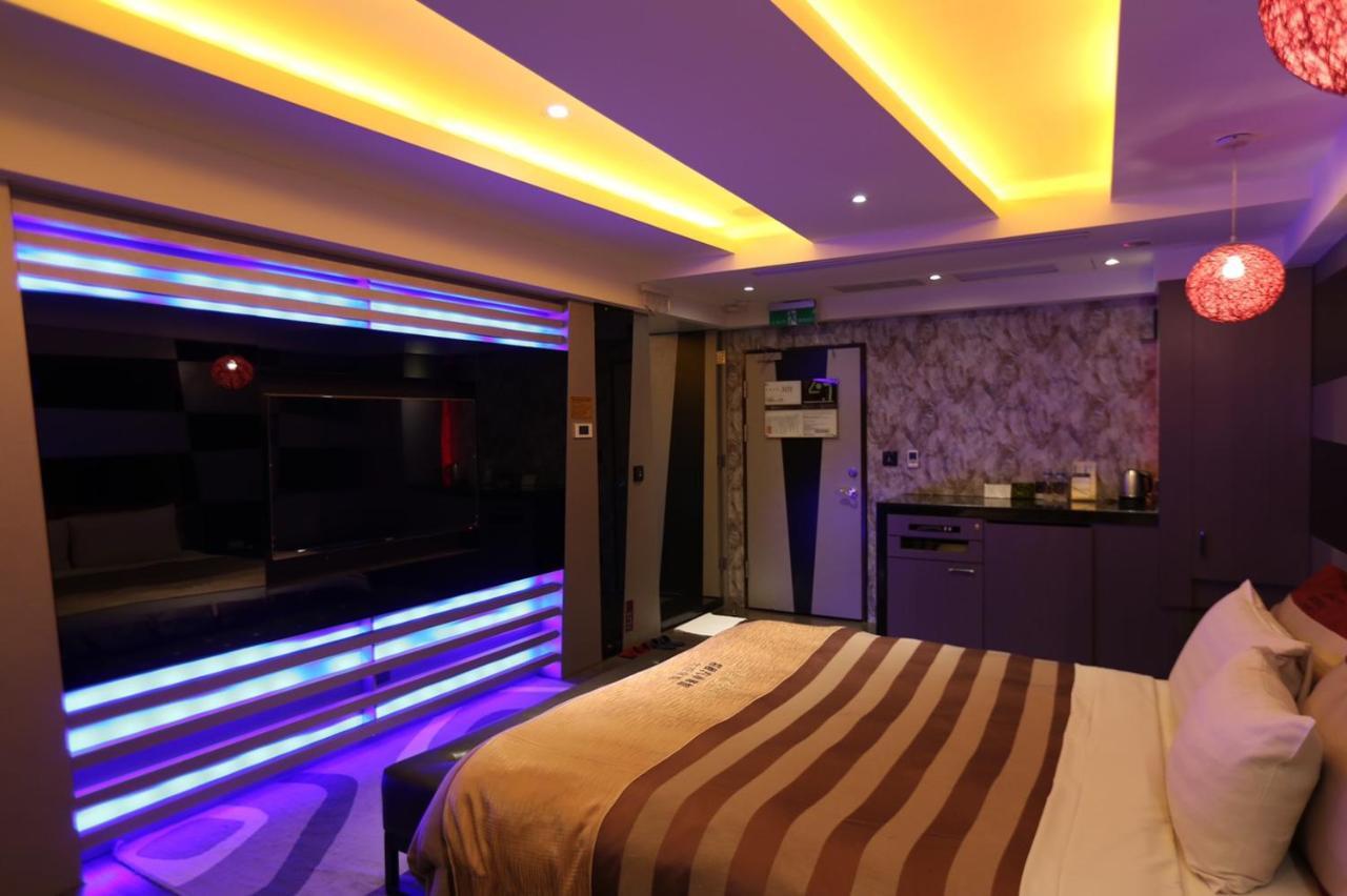 Yosemite Motel - Taiyuan Branch Taichung Exterior photo