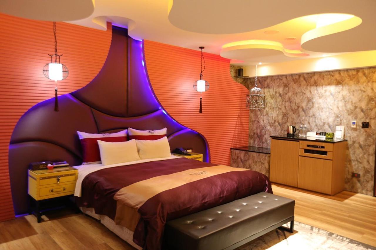 Yosemite Motel - Taiyuan Branch Taichung Exterior photo