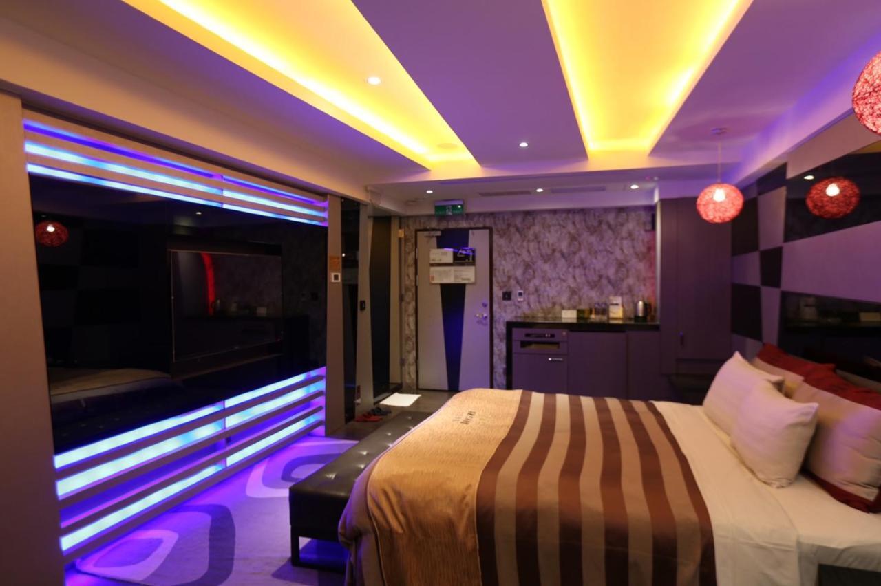 Yosemite Motel - Taiyuan Branch Taichung Exterior photo